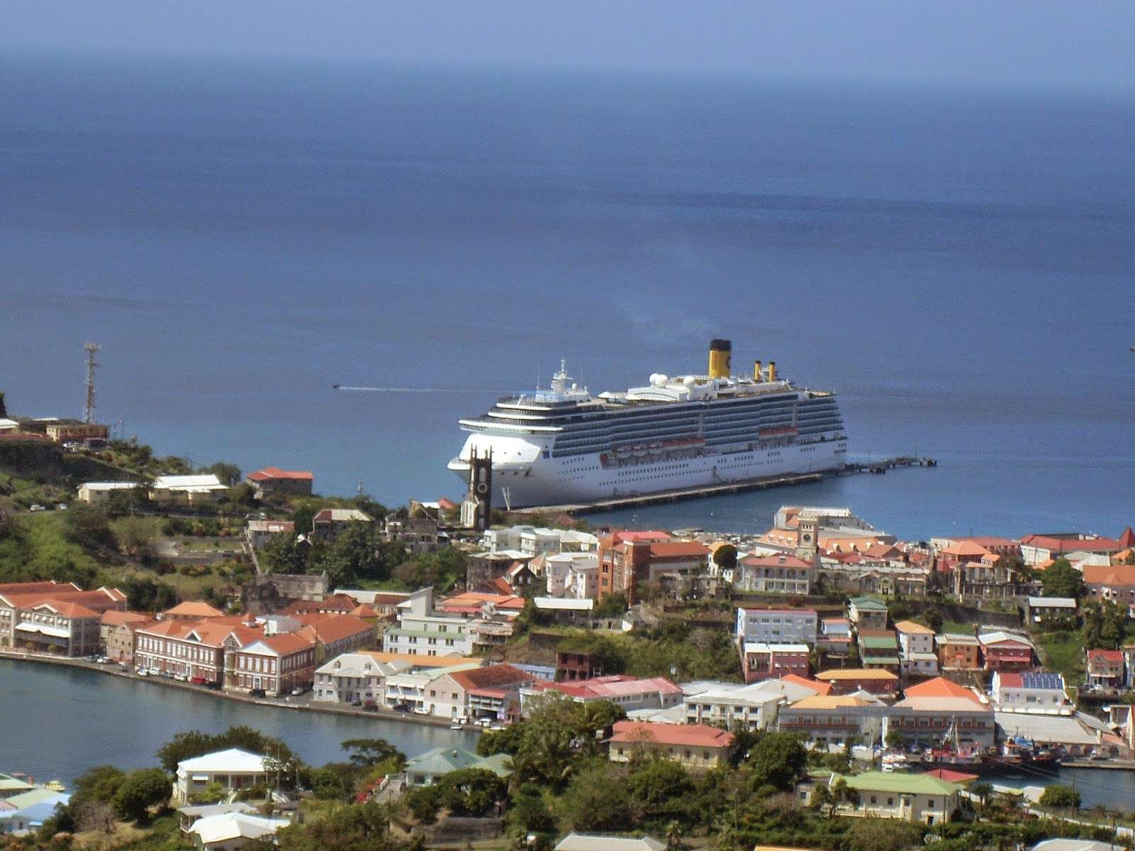 Costa Luminosa: Tobago und Santo Domingo neue Häfen für Transatlantikreisen