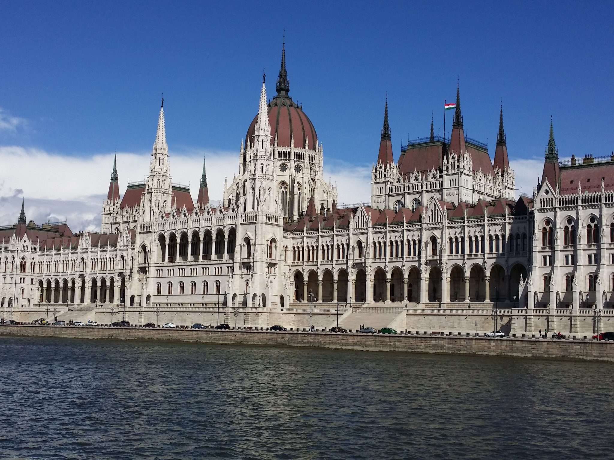 RKI meldet – Ungarn kein Risikogebiet mehr – Donaukreuzfahrten möglich