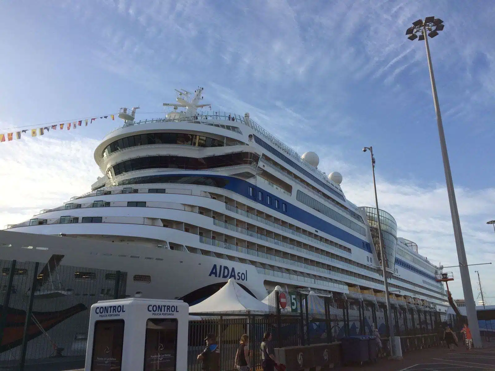 „mit dem Kreuzfahrttester unterwegs“ AIDAsol mit Daniel – Teil 1