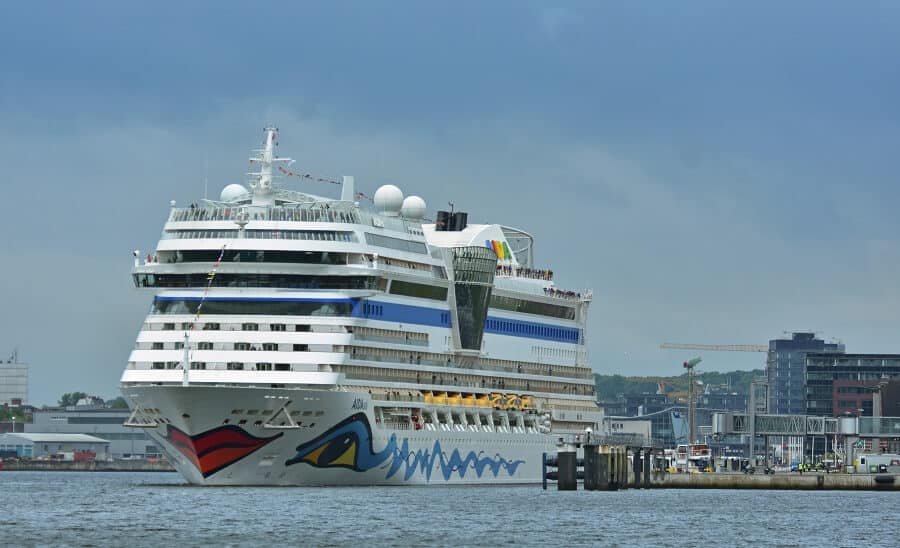 AIDA Cruises eröffnet Kreuzfahrtsaison in Deutschland