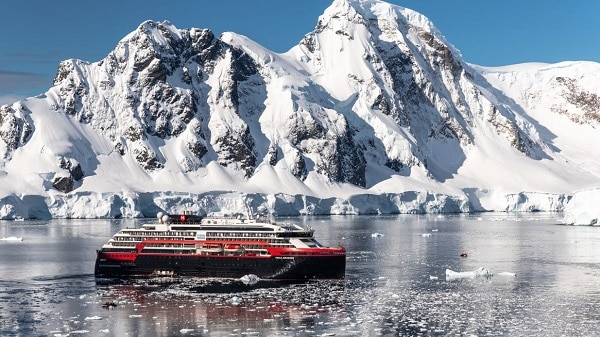 Hurtigruten Expeditions kündigt neue Expeditionskreuzfahrten von Pol zu Pol an