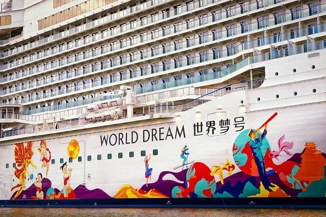 Ehemaliger CEO der insolventen Genting gründet Resorts World Cruises