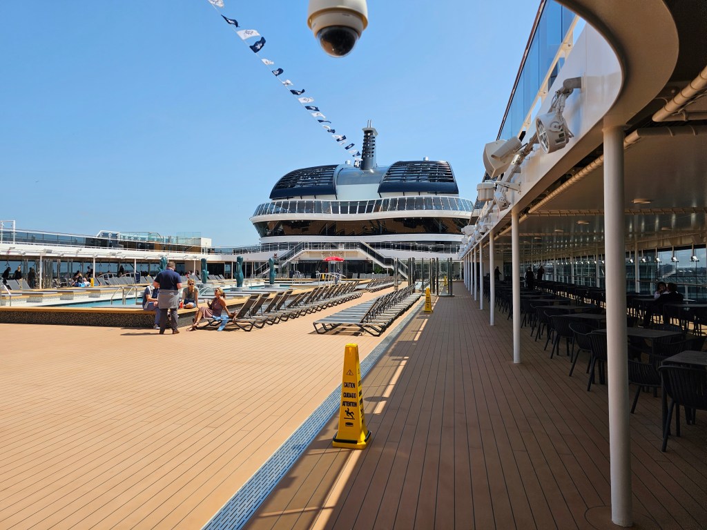 Sonnendeck MSC Euribia