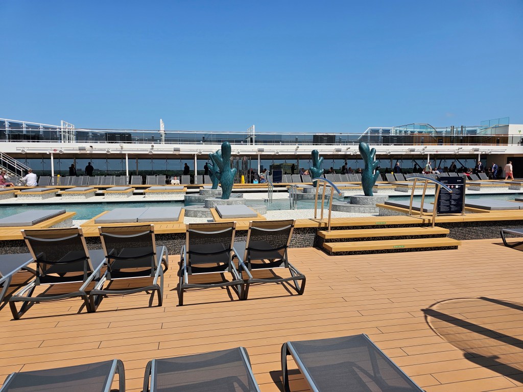 Sonnendeck MSC Euribia