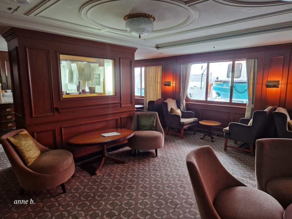 Bibliothek MS Amadea