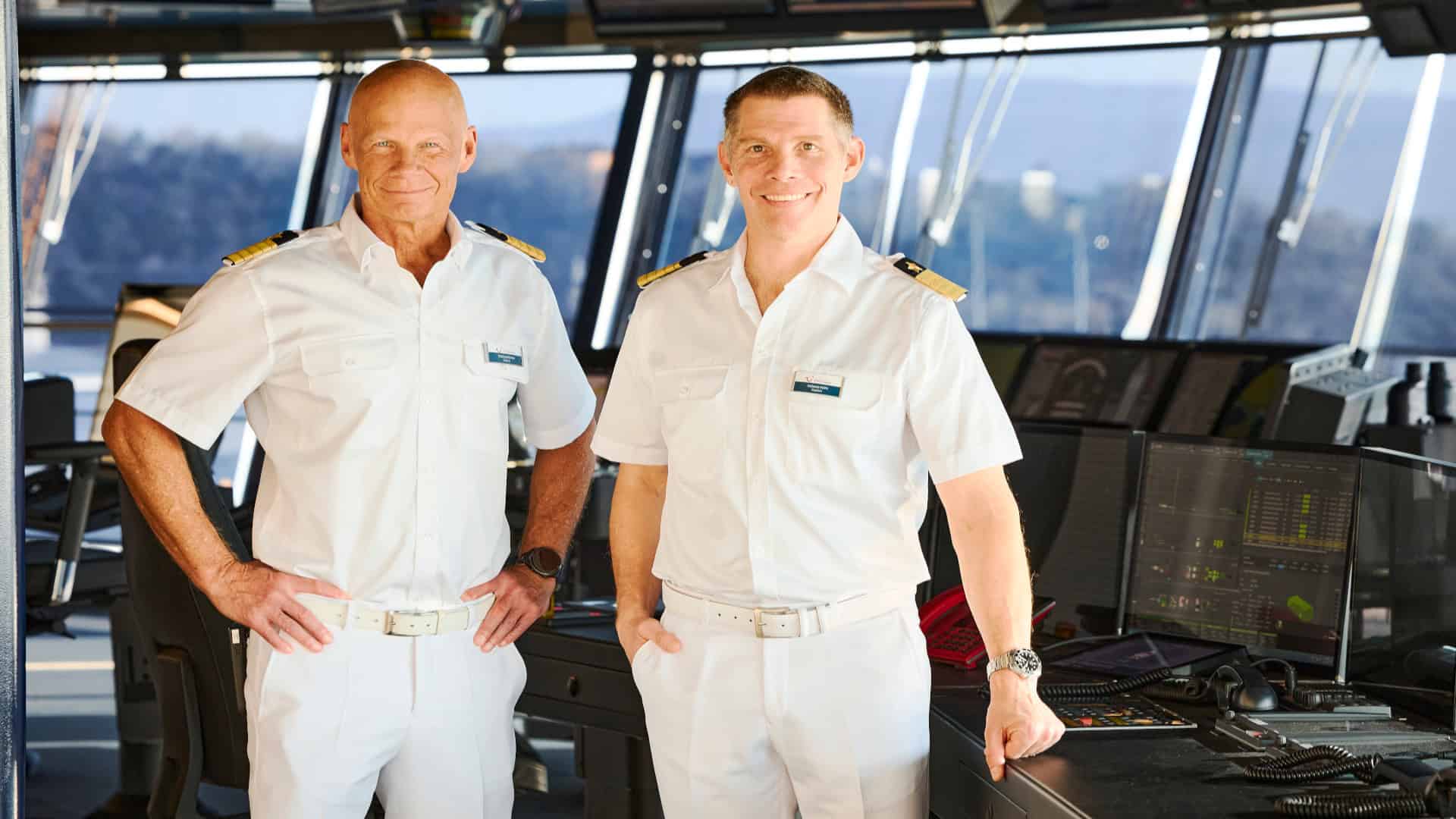 Mein Schiff Relax Kapitän Tom Roth übernimmt Kommando