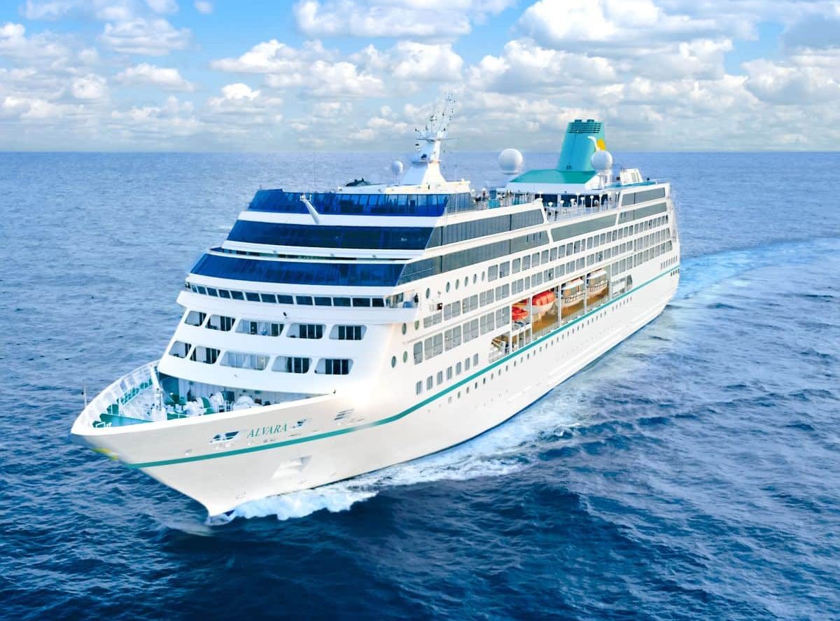 Phoenix Reisen nimmt neues Kreuzfahrtschiff Alvara in Dienst